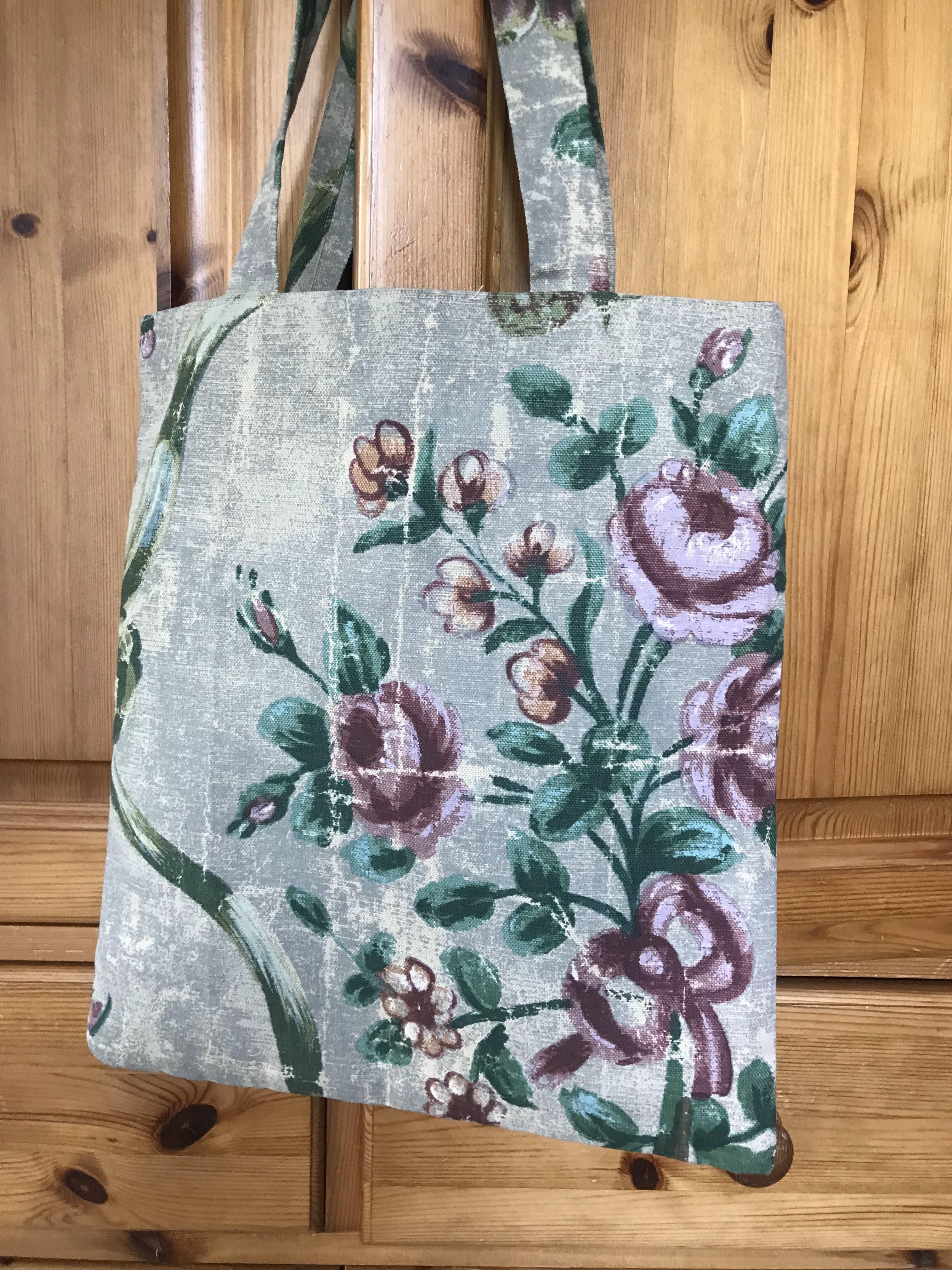 Tote Bag - faded flowers